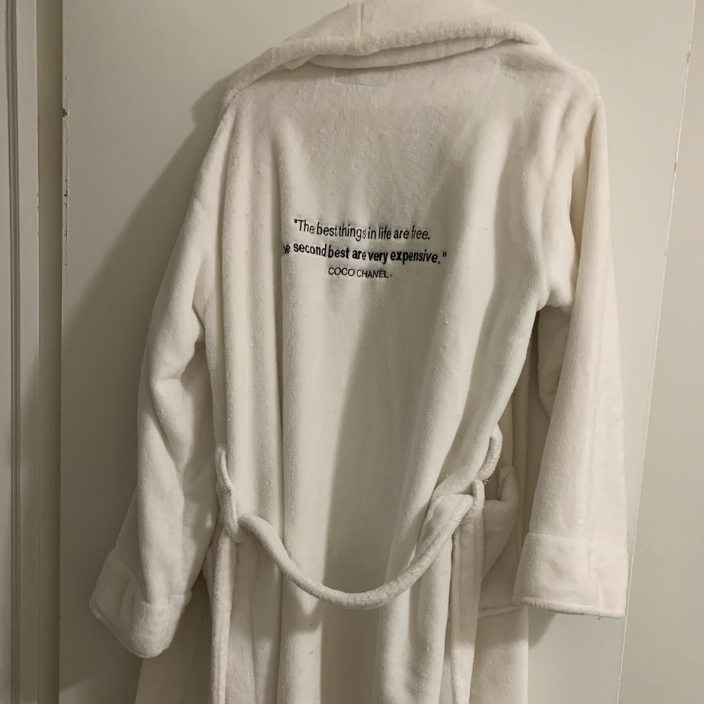 White Robe Angeles Trading company